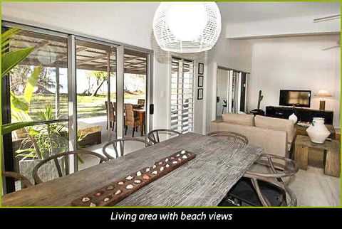 Mission Belle - Stunning Beachfront House - Accommodation Nelson Bay 0
