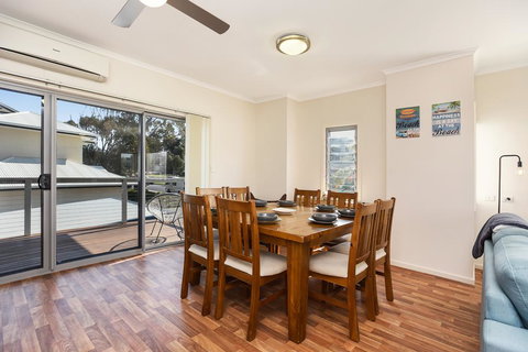 Moana Dreams - Accommodation Nelson Bay 1