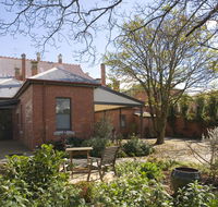 Mollisons - Accommodation Nelson Bay