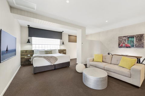 Moonlight Bay Apartments - Accommodation Nelson Bay 1