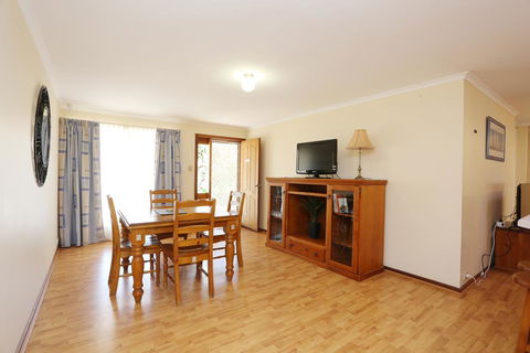 Moonta Bay Accommodation - Nelsons Bay Accommodation 1
