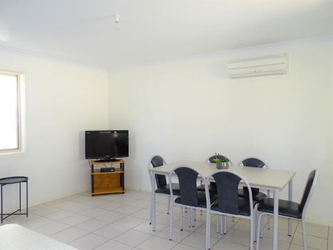 Moonta Bay Cabins - Accommodation Nelson Bay 2