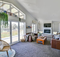 Mortimers Wines - The Canopy Loft - Accommodation Nelson Bay