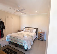 Mortimers Wines - The Vines Studio - Accommodation Nelson Bay