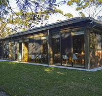 Myer House - Accommodation Nelson Bay