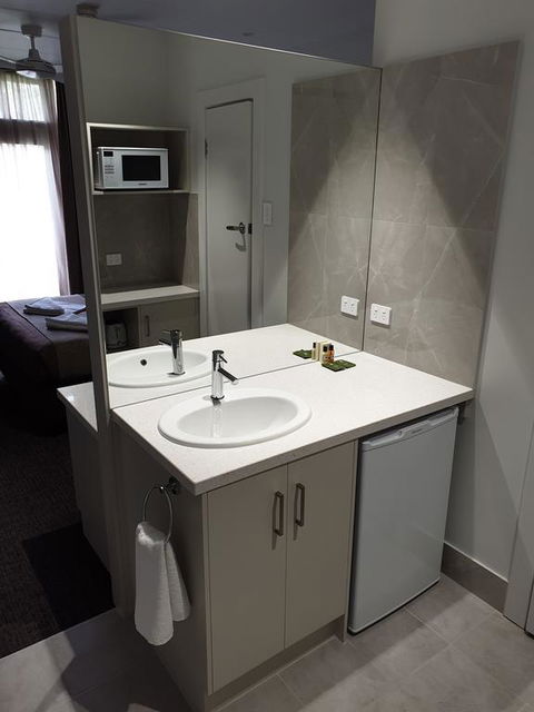 Naracoorte Hotel Motel - Accommodation Nelson Bay 1