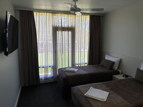 Naracoorte Hotel Motel - Accommodation Nelson Bay 3