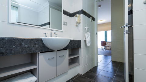 Dowler Apartments Subiaco - Nelsons Bay Accommodation 29