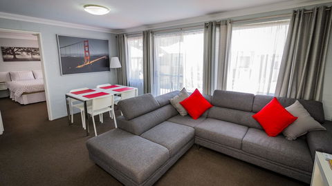 Dowler Apartments Subiaco - Nelsons Bay Accommodation 2