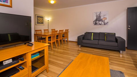 Dowler Apartments Subiaco - Nelsons Bay Accommodation 5