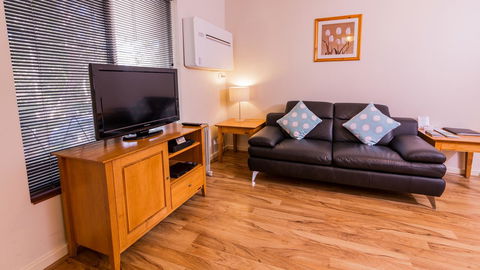 Dowler Apartments Subiaco - Nelsons Bay Accommodation 3