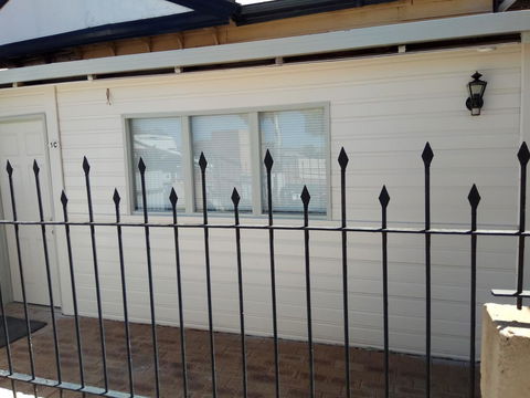 Forrest St Apartments - Nelsons Bay Accommodation 1