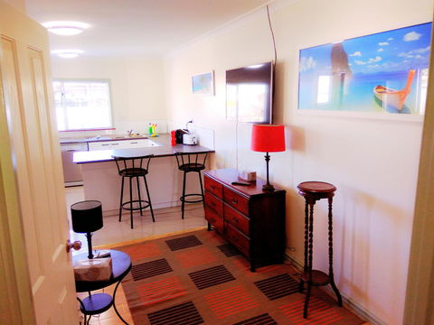Forrest St Apartments - Nelsons Bay Accommodation 12