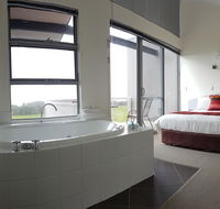 Cosy Corner Sea View Apartments - Accommodation Nelson Bay