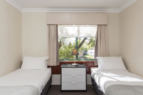 Subiaco Village 30 - Nelsons Bay Accommodation 18