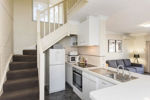 Subiaco Village 30 - Nelsons Bay Accommodation 9