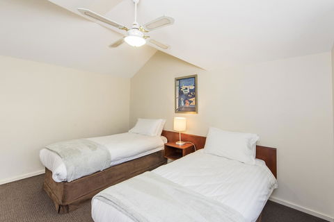 Subiaco Village 30 - Nelsons Bay Accommodation 23