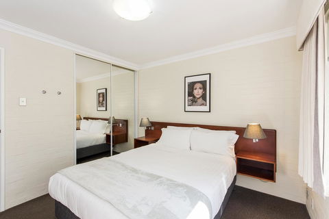 Subiaco Village 30 - Nelsons Bay Accommodation 12