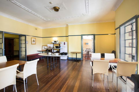 Captain Stirling Hotel - Accommodation Nelson Bay 13