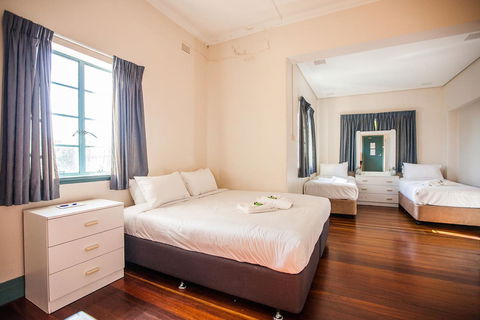 Captain Stirling Hotel - Accommodation Nelson Bay 37