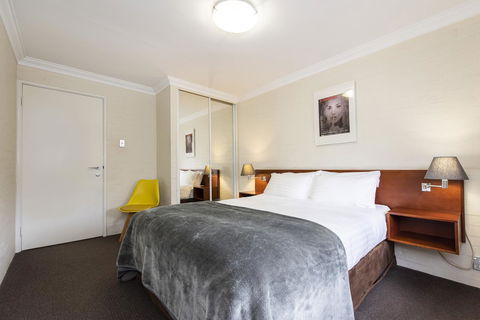 Subiaco Village 20 - Nelsons Bay Accommodation 12