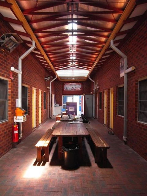 Backpack City & Surf - Accommodation Nelson Bay 3