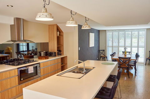 The Urban Beach House - Accommodation Nelson Bay 4
