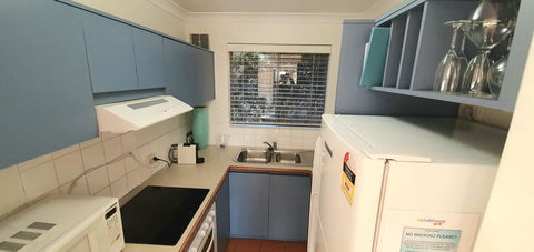 Scarborough Beach Front Resort - Shell Ten - Accommodation Nelson Bay 4