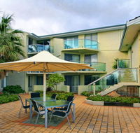 Scarborough Beach Front Resort - Shell Ten - Accommodation Nelson Bay