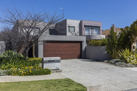 Cottesloe Beach House II - Accommodation Nelson Bay 28