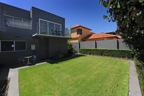 Cottesloe Beach House II - Accommodation Nelson Bay 23