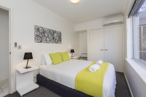 Cottesloe Beach House II - Accommodation Nelson Bay 10
