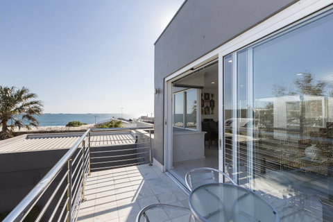 Cottesloe Beach House II - Accommodation Nelson Bay 9