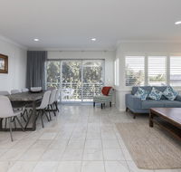 Cottesloe Beach House II - Accommodation Nelson Bay