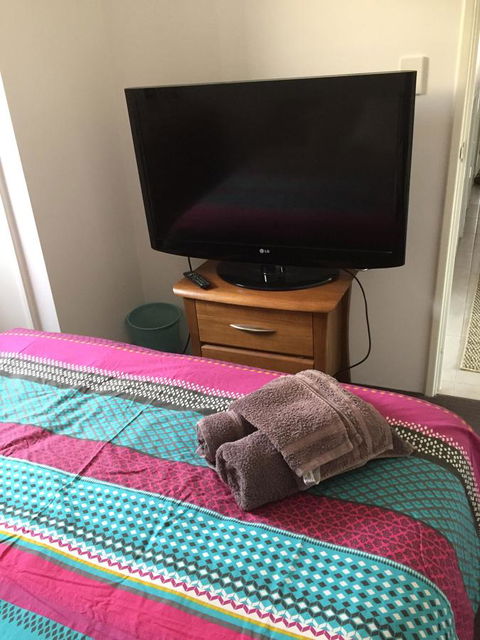 Lakeside Views - Accommodation Nelson Bay 1