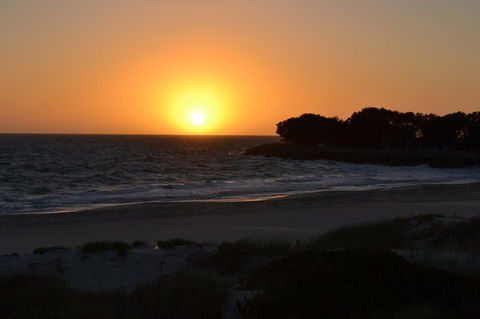 Dunes Scarborough Beach - Accommodation Nelson Bay 1