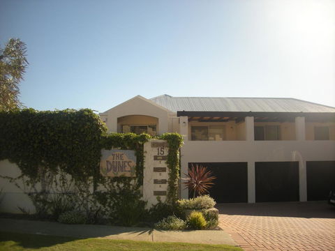 Dunes Scarborough Beach - Accommodation Nelson Bay 0