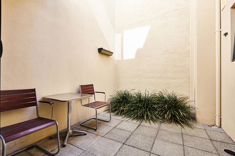 Fremantle Townhouse U/5 - Nelsons Bay Accommodation 5