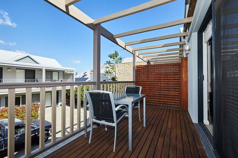Fremantle Townhouse U/5 - Nelsons Bay Accommodation 10