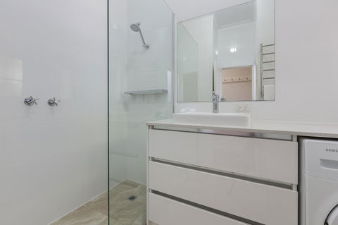 Cottesloe Bel-Air Apartment - Accommodation Nelson Bay 11