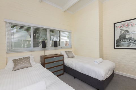 Cottesloe Bel-Air Apartment - Accommodation Nelson Bay 9