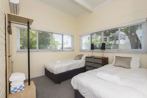 Cottesloe Bel-Air Apartment - Accommodation Nelson Bay 8