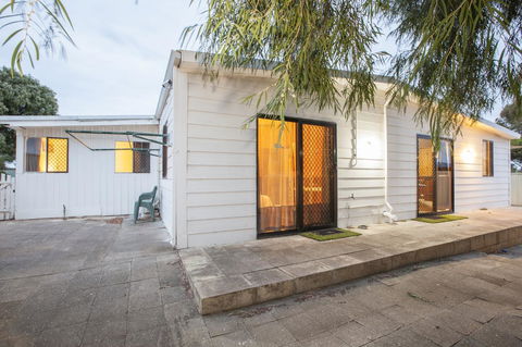 Rustic Retreat Esperance - Accommodation Nelson Bay 32