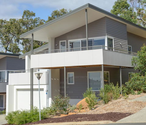 The Villa Dunsborough - Accommodation Nelson Bay 2