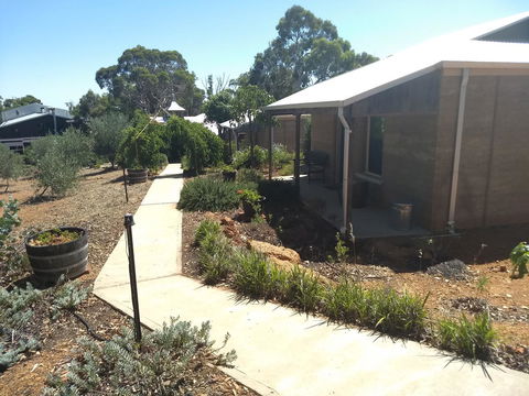 Hotham Ridge Estate - Accommodation Nelson Bay 14