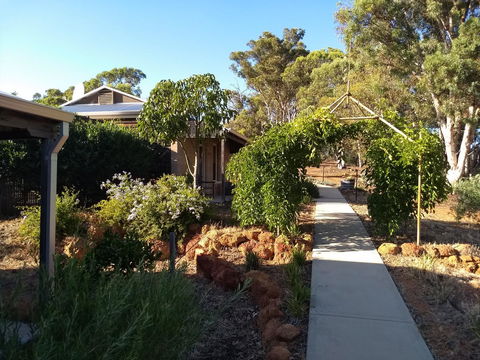Hotham Ridge Estate - Accommodation Nelson Bay 4