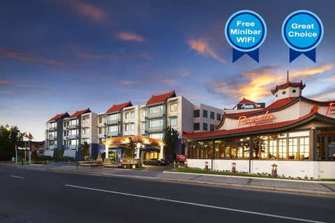 Pagoda Resort & Spa - Accommodation Nelson Bay 0