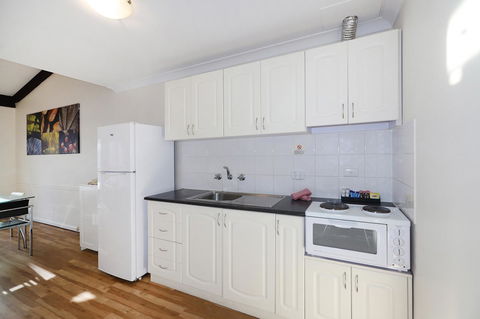 Seashore Memories - Sleeps 3 - Accommodation Nelson Bay 8