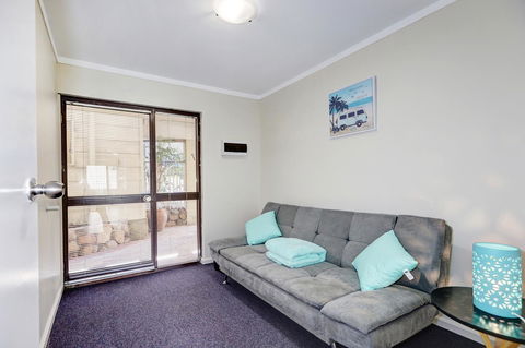 West Beach Lagoon 202 - Quiet & Ground Floor! - Accommodation Nelson Bay 5