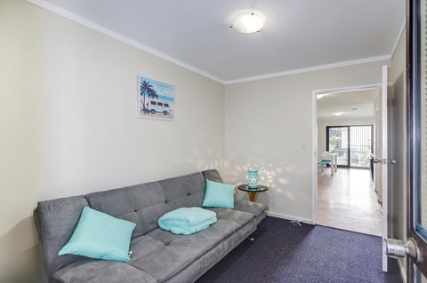 West Beach Lagoon 202 - Quiet & Ground Floor! - Accommodation Nelson Bay 4